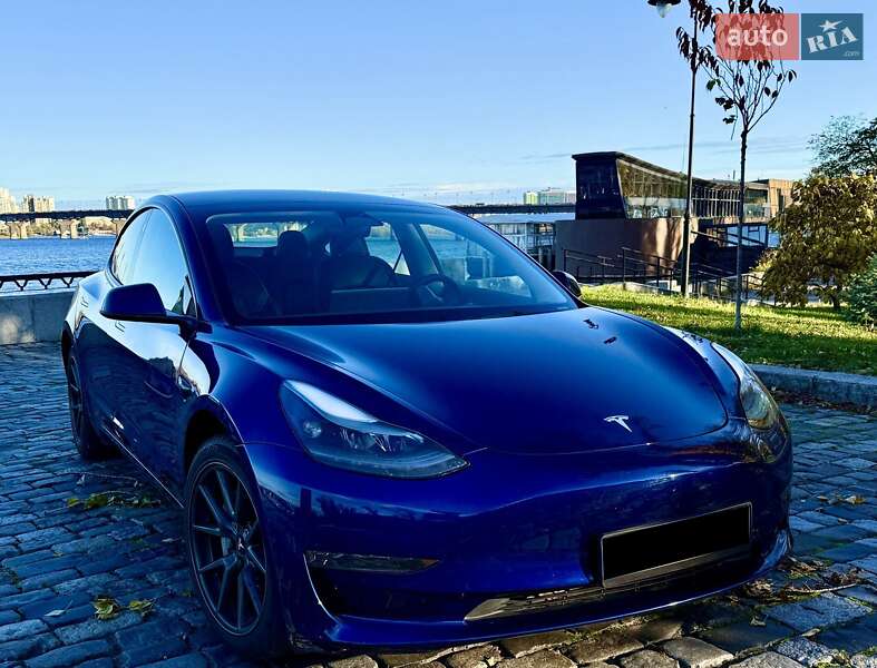 Седан Tesla Model 3 2023 в Киеве фото 5 Седан Tesla Model 3 2023 в Киеве
