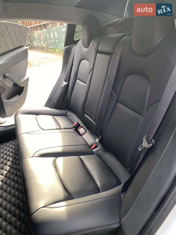 Седан Tesla Model 3 2020 в Львове фото 17 Седан Tesla Model 3 2020 в Львове