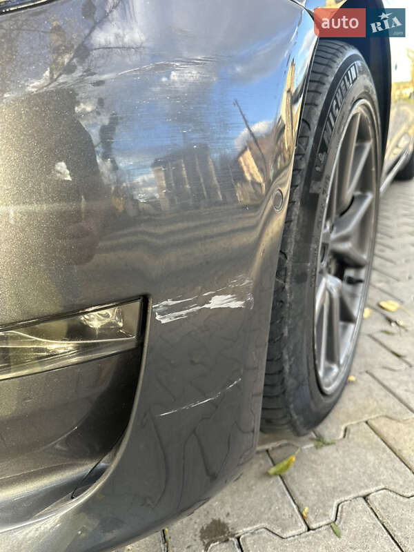 Седан Tesla Model 3 2020 в Черновцах
