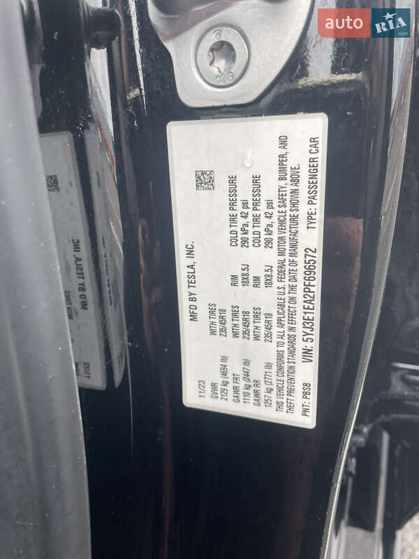 Седан Tesla Model 3 2023 в Львове фото 7 Седан Tesla Model 3 2023 в Львове