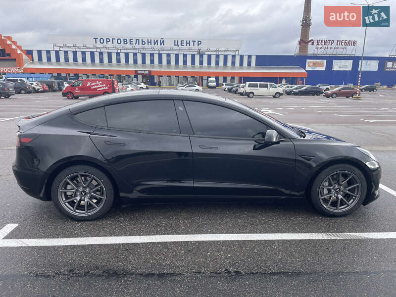 Седан Tesla Model 3 2023 в Львове фото 18 Седан Tesla Model 3 2023 в Львове