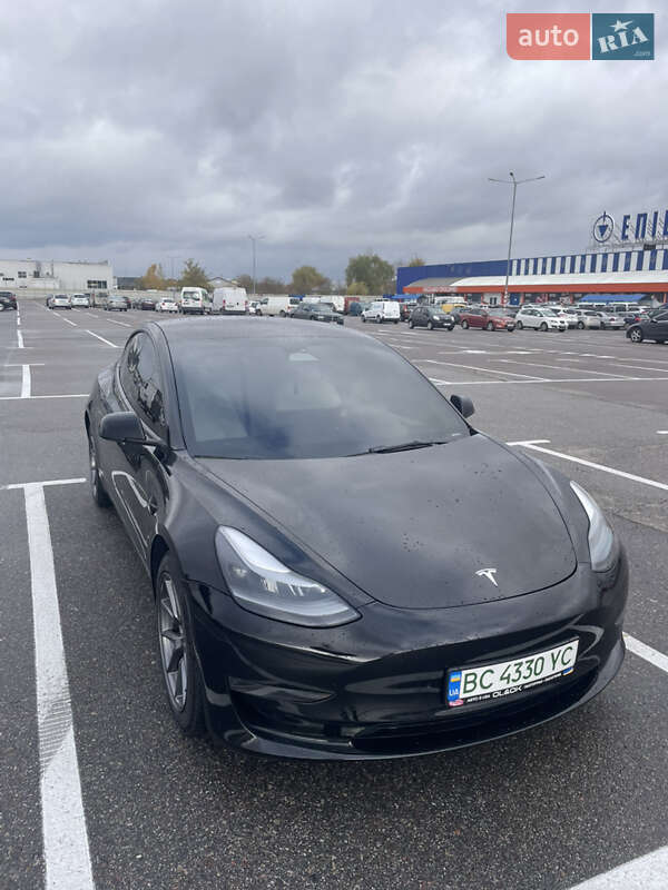 Седан Tesla Model 3 2023 в Львове фото 28 Седан Tesla Model 3 2023 в Львове