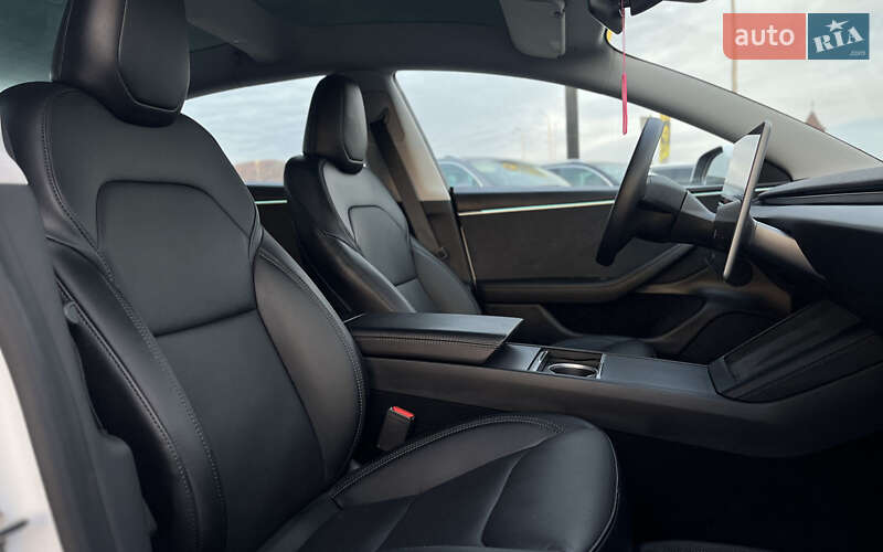 Седан Tesla Model 3 2024 в Мукачевому фото 19 Седан Tesla Model 3 2024 в Мукачевому