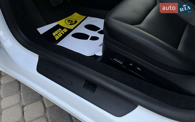 Седан Tesla Model 3 2024 в Мукачевому фото 24 Седан Tesla Model 3 2024 в Мукачевому