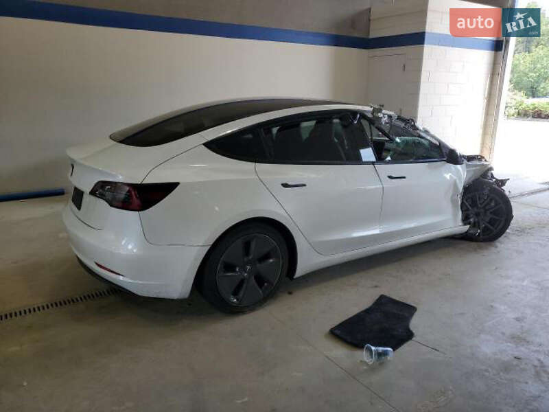 Седан Tesla Model 3 2021 в Луцке фото 3 Седан Tesla Model 3 2021 в Луцке