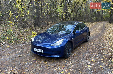 Седан Tesla Model 3 2020 в Киеве