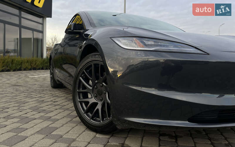 Седан Tesla Model 3 2024 в Мукачевому фото 30 Седан Tesla Model 3 2024 в Мукачевому