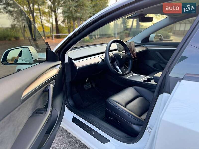 Седан Tesla Model 3 2022 в Черкасах фото 15 Седан Tesla Model 3 2022 в Черкасах