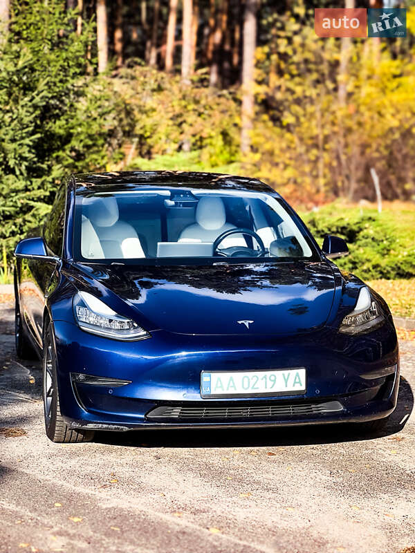 Tesla Model 3 2019 Tesla Model 3 2019