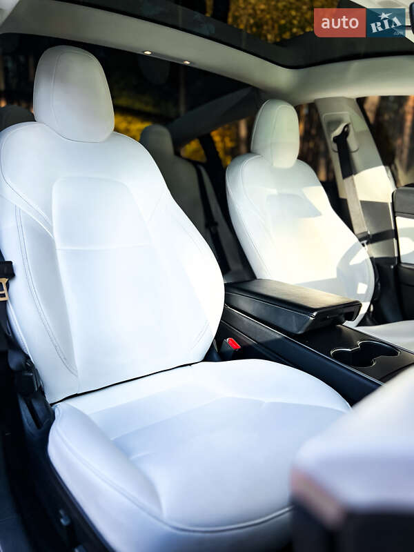 Седан Tesla Model 3 2019 в Києві фото 16 Седан Tesla Model 3 2019 в Києві