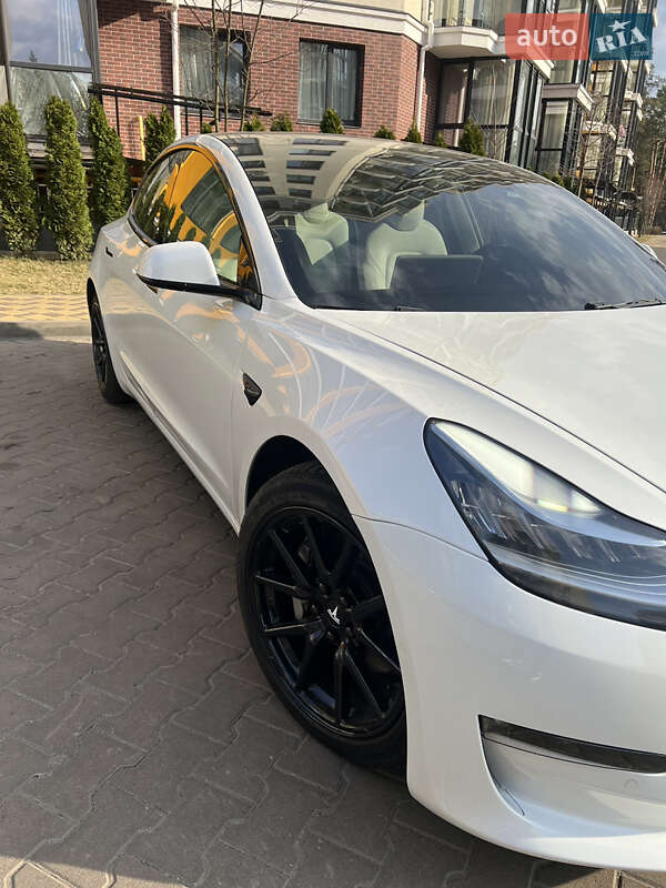 Седан Tesla Model 3 2019 в Буче фото 13 Седан Tesla Model 3 2019 в Буче