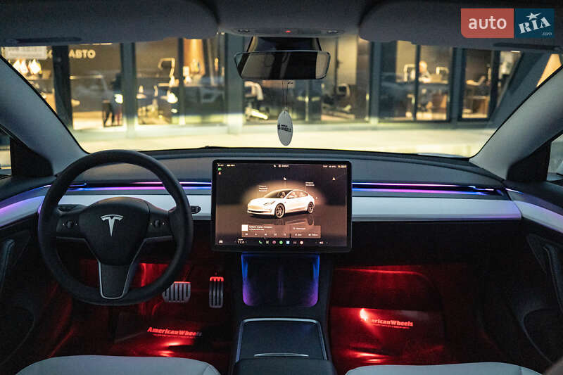 Седан Tesla Model 3 2023 в Чернівцях фото 21 Седан Tesla Model 3 2023 в Чернівцях