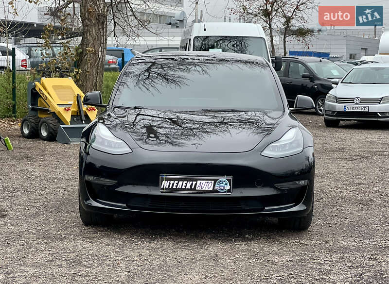 Седан Tesla Model 3 2022 в Киеве фото 3 Седан Tesla Model 3 2022 в Киеве