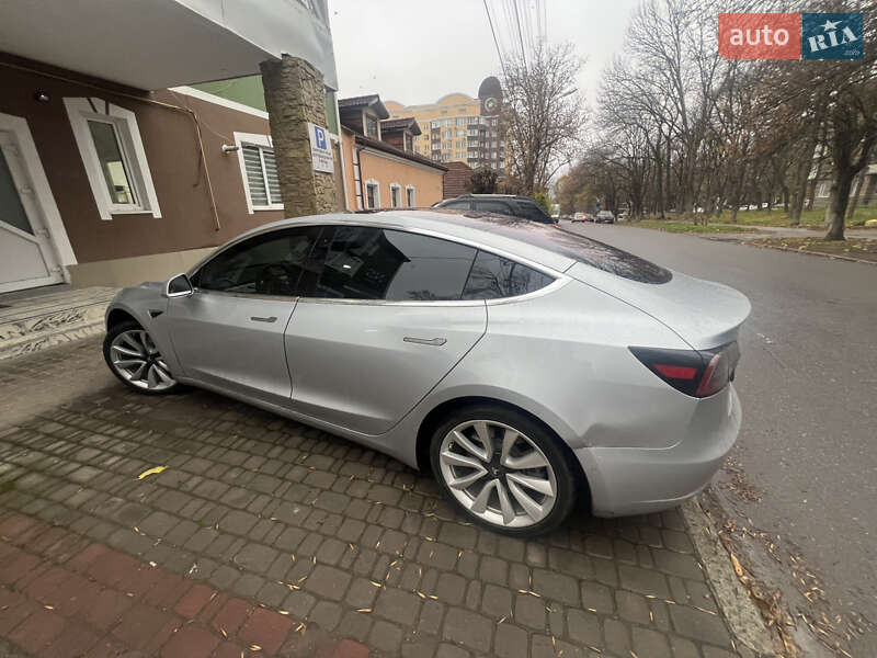 Седан Tesla Model 3 2018 в Каменец-Подольском