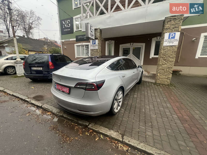 Седан Tesla Model 3 2018 в Каменец-Подольском