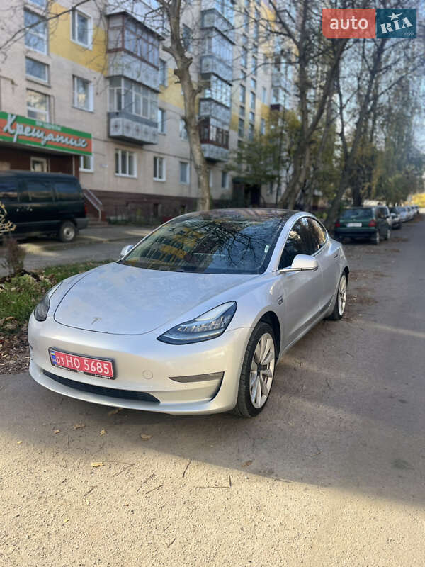 Tesla Model 3 2018 Tesla Model 3 2018