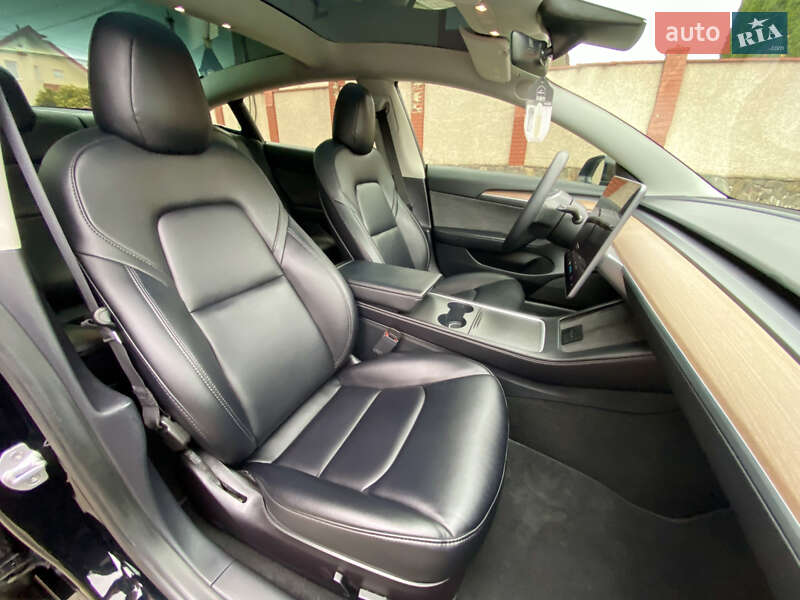 Седан Tesla Model 3 2022 в Хмельницком фото 45 Седан Tesla Model 3 2022 в Хмельницком
