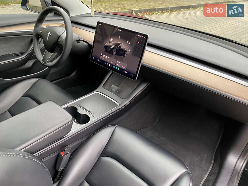Седан Tesla Model 3 2022 в Хмельницком фото 46 Седан Tesla Model 3 2022 в Хмельницком