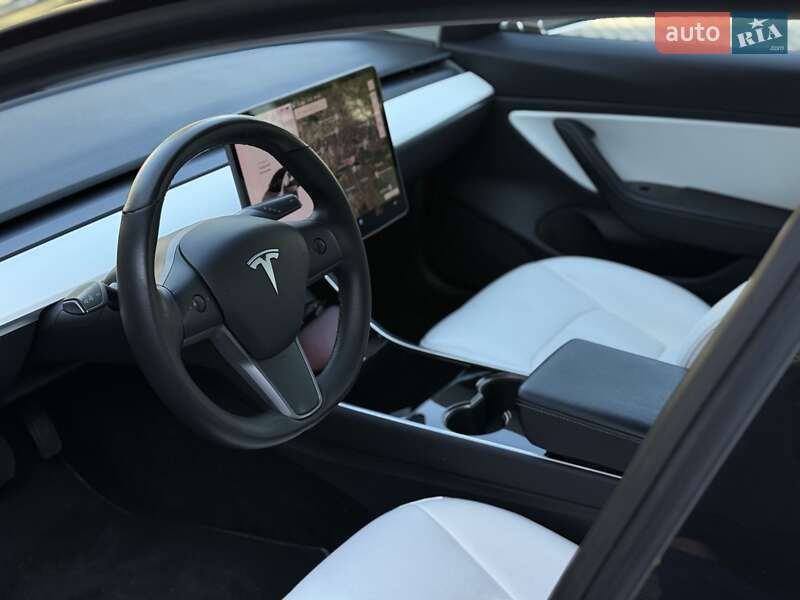 Седан Tesla Model 3 2019 в Ивано-Франковске фото 13 Седан Tesla Model 3 2019 в Ивано-Франковске