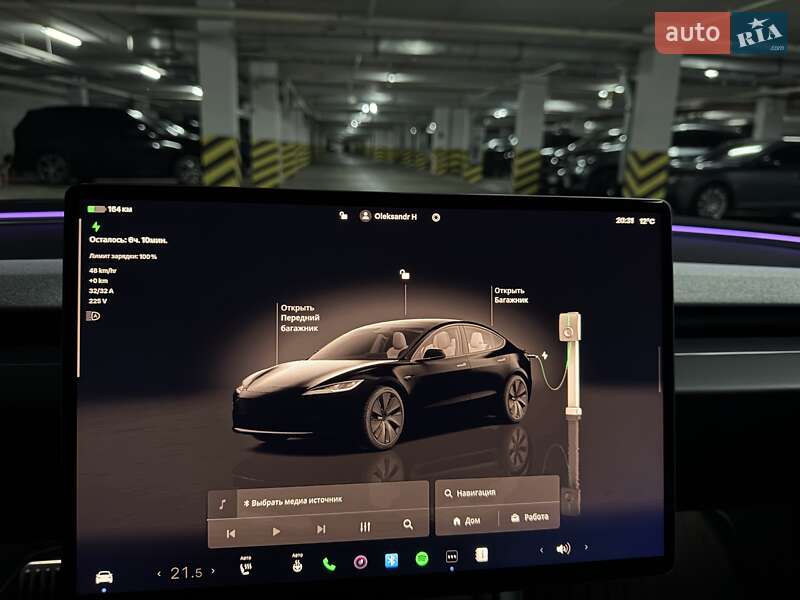 Седан Tesla Model 3 2024 в Днепре