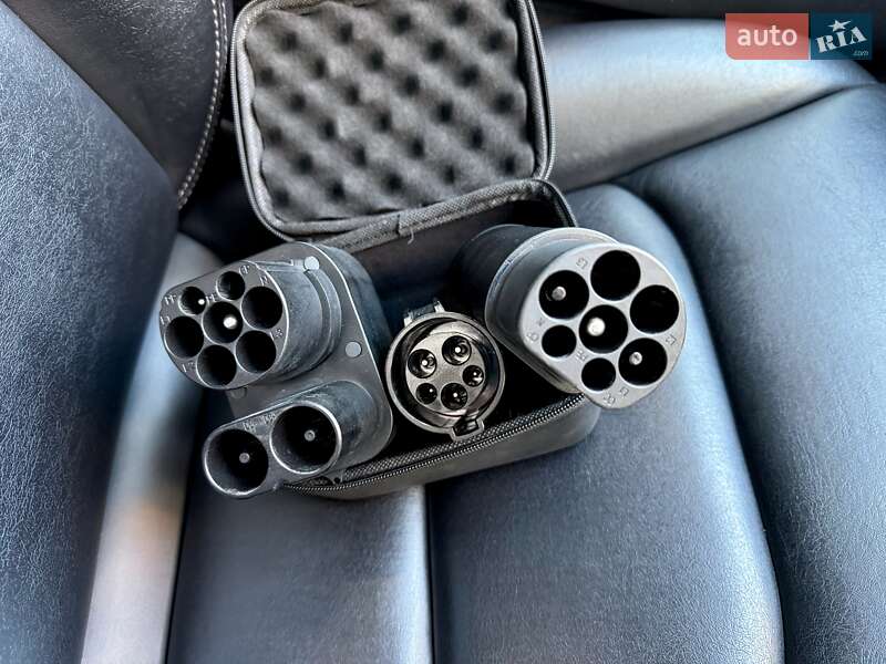 Седан Tesla Model 3 2019 в Білгороді-Дністровському