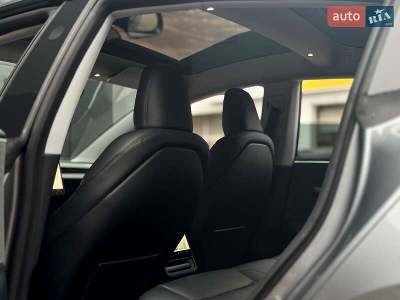 Седан Tesla Model 3 2024 в Києві фото 16 Седан Tesla Model 3 2024 в Києві