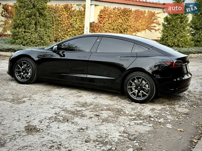 Седан Tesla Model 3 2020 в Дніпрі фото 14 Седан Tesla Model 3 2020 в Дніпрі
