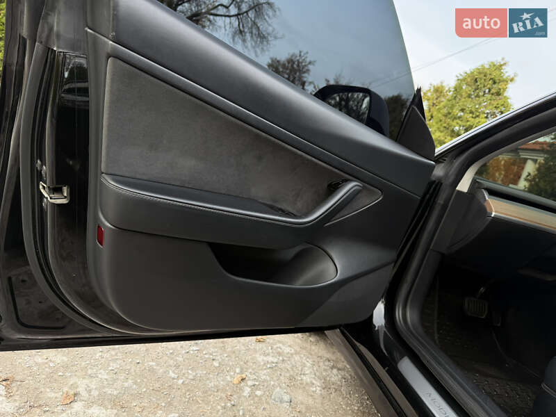 Седан Tesla Model 3 2020 в Дніпрі фото 30 Седан Tesla Model 3 2020 в Дніпрі