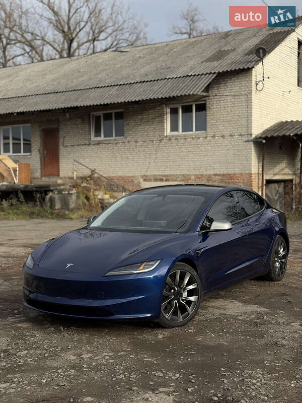 Седан Tesla Model 3 2024 в Луцке фото 2 Седан Tesla Model 3 2024 в Луцке