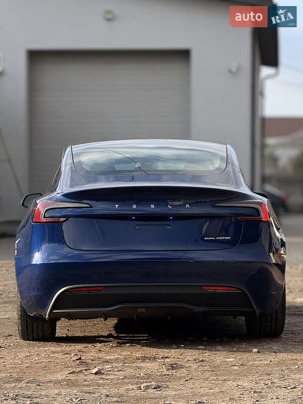Седан Tesla Model 3 2024 в Луцке фото 28 Седан Tesla Model 3 2024 в Луцке