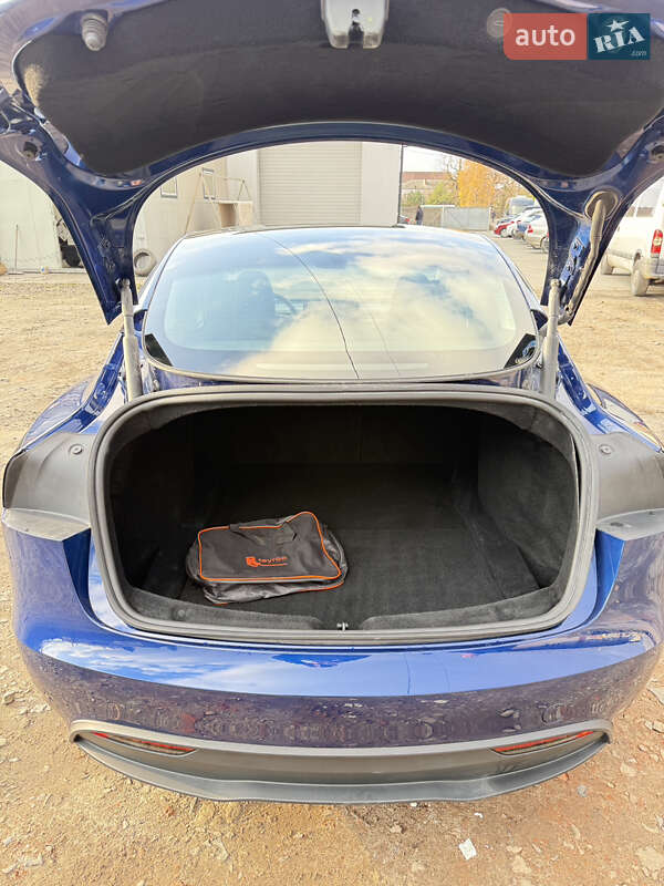 Седан Tesla Model 3 2024 в Луцке фото 64 Седан Tesla Model 3 2024 в Луцке