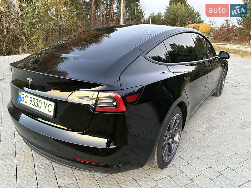 Седан Tesla Model 3 2019 в Львові фото 12 Седан Tesla Model 3 2019 в Львові