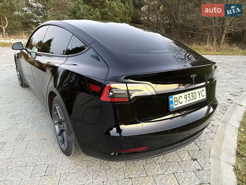 Седан Tesla Model 3 2019 в Львові фото 16 Седан Tesla Model 3 2019 в Львові