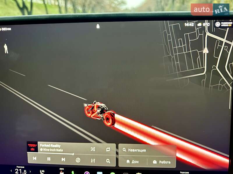 Седан Tesla Model 3 2024 в Днепре