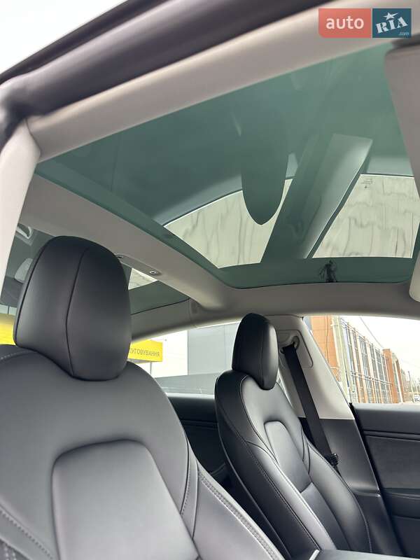 Седан Tesla Model 3 2019 в Луцьку фото 37 Седан Tesla Model 3 2019 в Луцьку