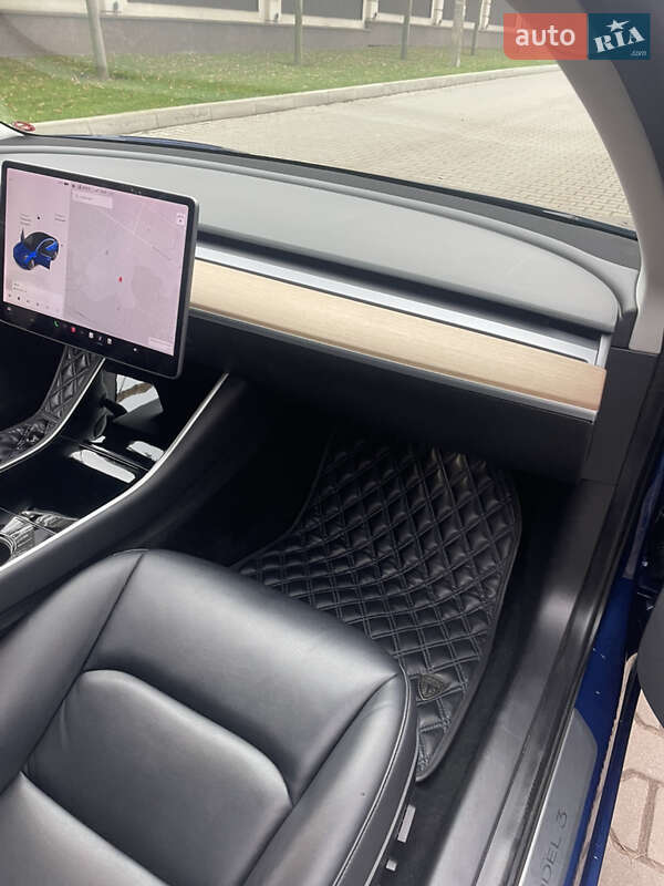 Седан Tesla Model 3 2019 в Киеве фото 21 Седан Tesla Model 3 2019 в Киеве