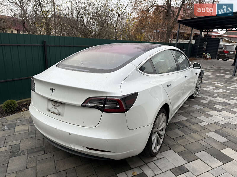 Седан Tesla Model 3 2017 в Владимире фото 5 Седан Tesla Model 3 2017 в Владимире