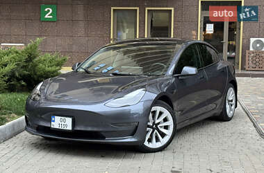 Седан Tesla Model 3 2023 в Одесі