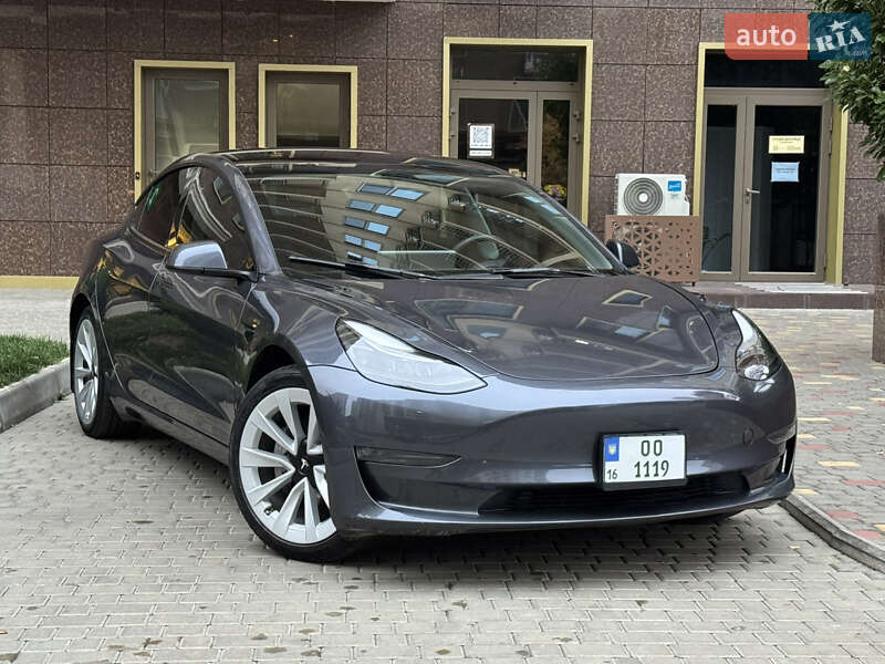 Седан Tesla Model 3 2023 в Одесі фото 7 Седан Tesla Model 3 2023 в Одесі