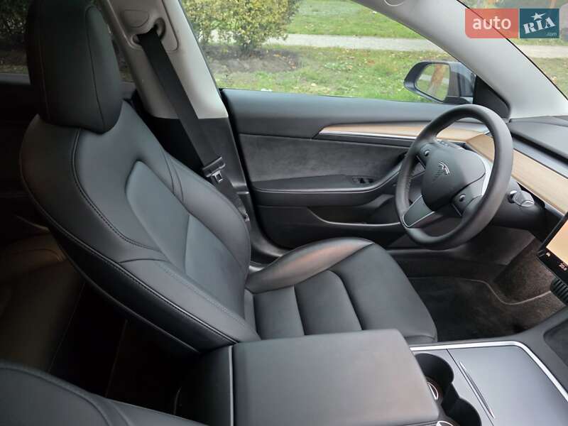Седан Tesla Model 3 2022 в Кривому Розі фото 25 Седан Tesla Model 3 2022 в Кривому Розі