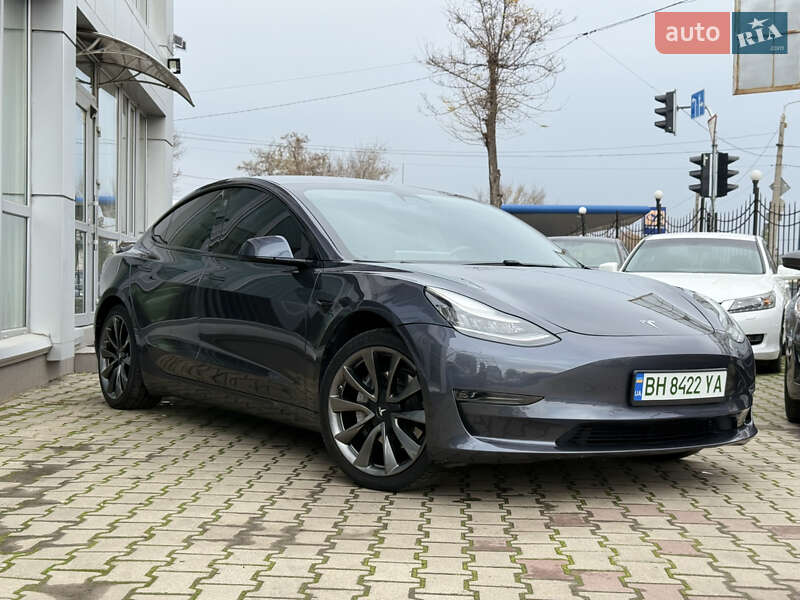 Седан Tesla Model 3 2019 в Одесі