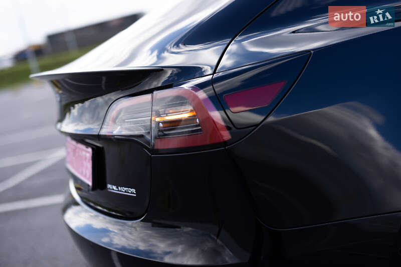 Седан Tesla Model 3 2021 в Львове фото 14 Седан Tesla Model 3 2021 в Львове