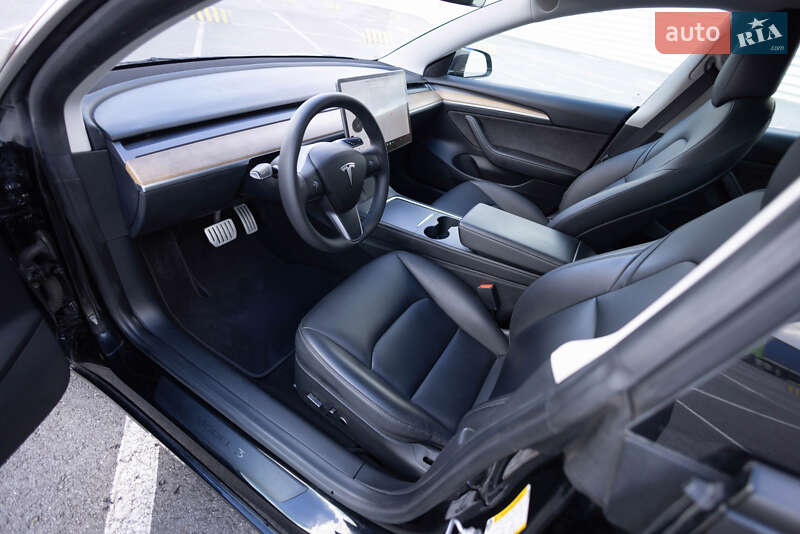 Седан Tesla Model 3 2021 в Львове фото 8 Седан Tesla Model 3 2021 в Львове