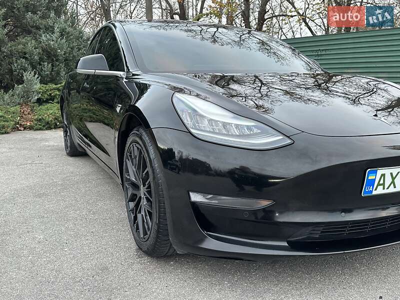 Седан Tesla Model 3 2019 в Харькове