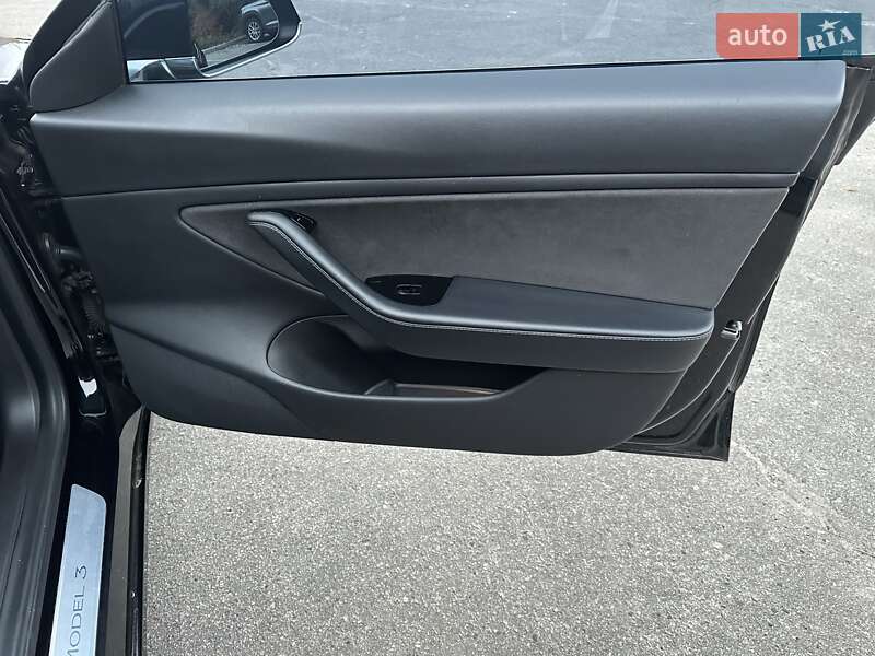 Седан Tesla Model 3 2019 в Харькове