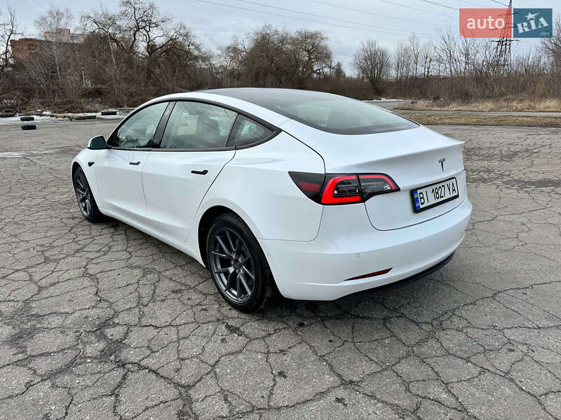 Седан Tesla Model 3 2023 в Івано-Франківську фото 3 Седан Tesla Model 3 2023 в Івано-Франківську