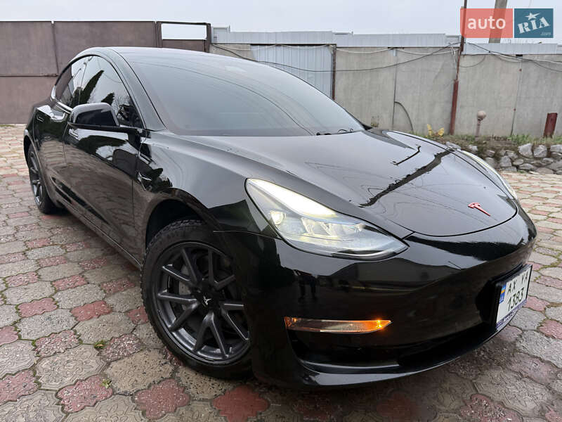 Седан Tesla Model 3 2018 в Харькове