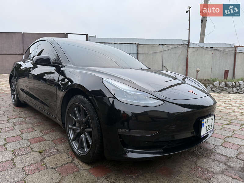 Седан Tesla Model 3 2018 в Харькове