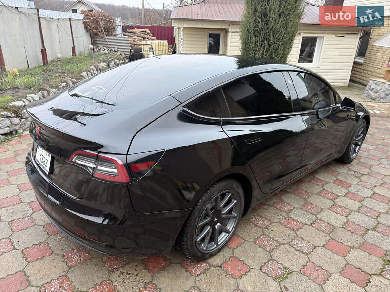 Седан Tesla Model 3 2018 в Харькове
