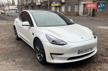 Седан Tesla Model 3 2021 в Каменском